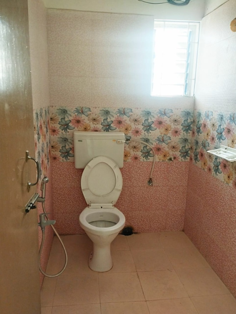 Unfurnished 3bhk in Radha Nagar Path, Barbari Village, Guwahati, Assam, India for Rent